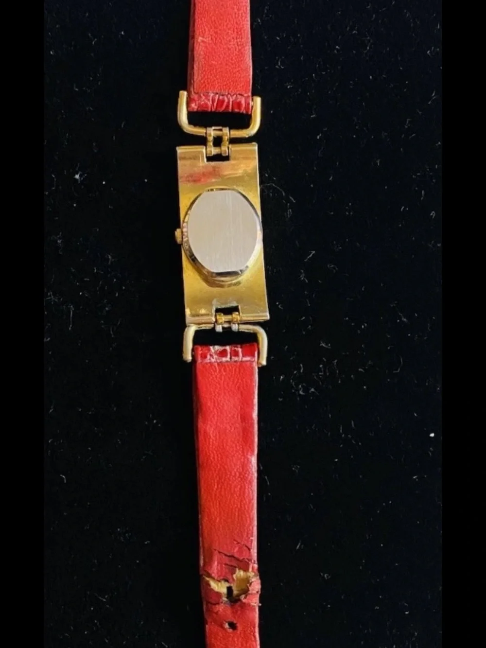 Vintage Luc Desroches Ladies Red Leather Quartz Watch Faux Crocodile 80’s